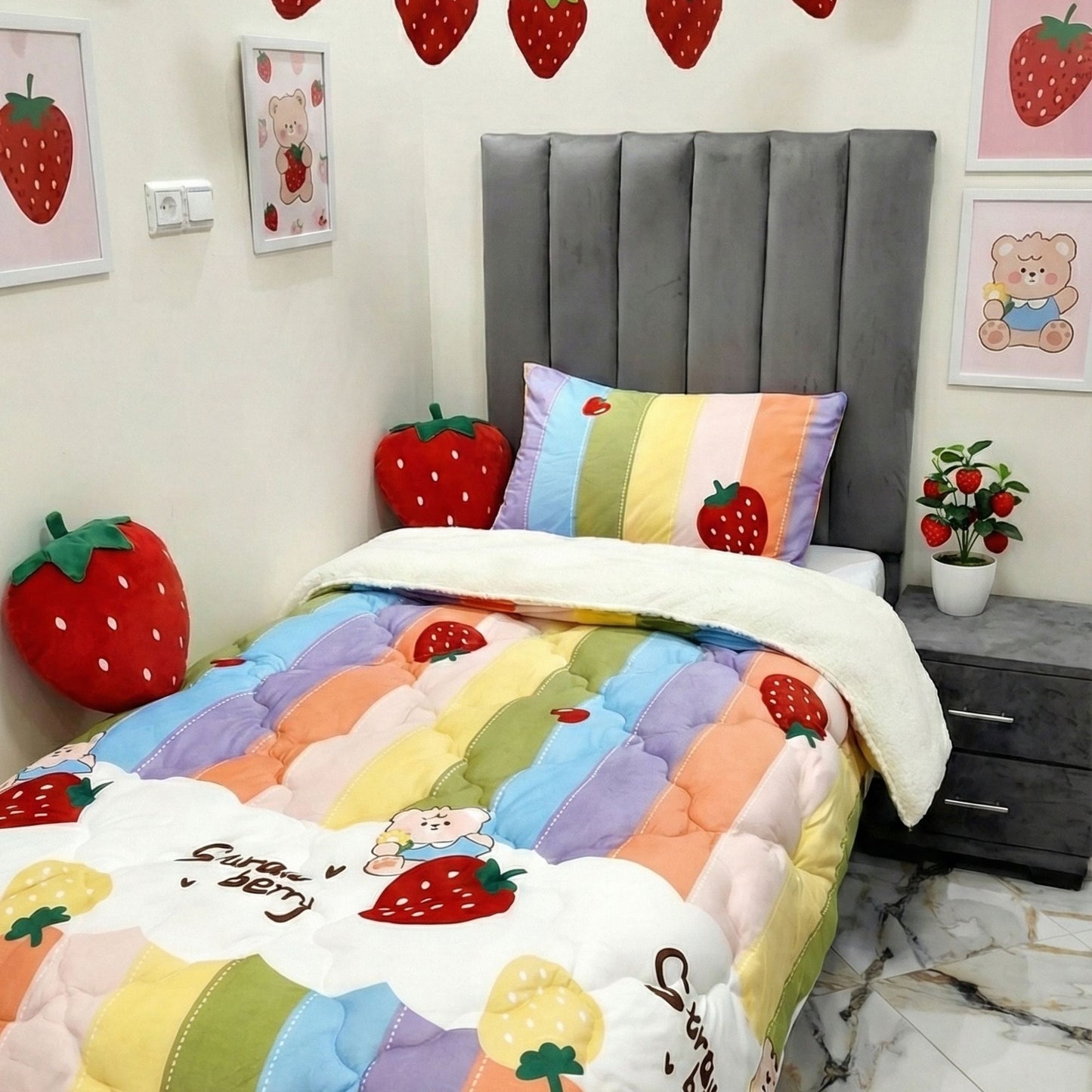 couvre lit Multicolore Fraises