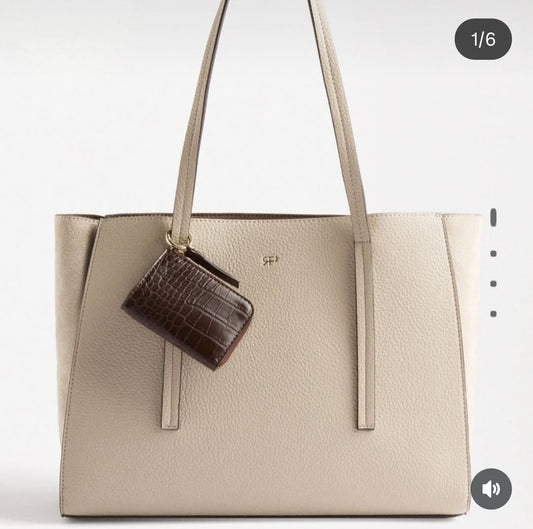 Sac à main parfois